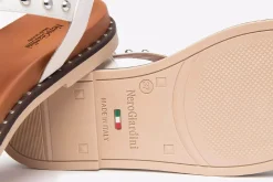 Sandalias planas E513480D | Nerogiardini Hot