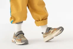 Zapatillas con tiras ajustables BENOIT | Eleven Kids Fashion