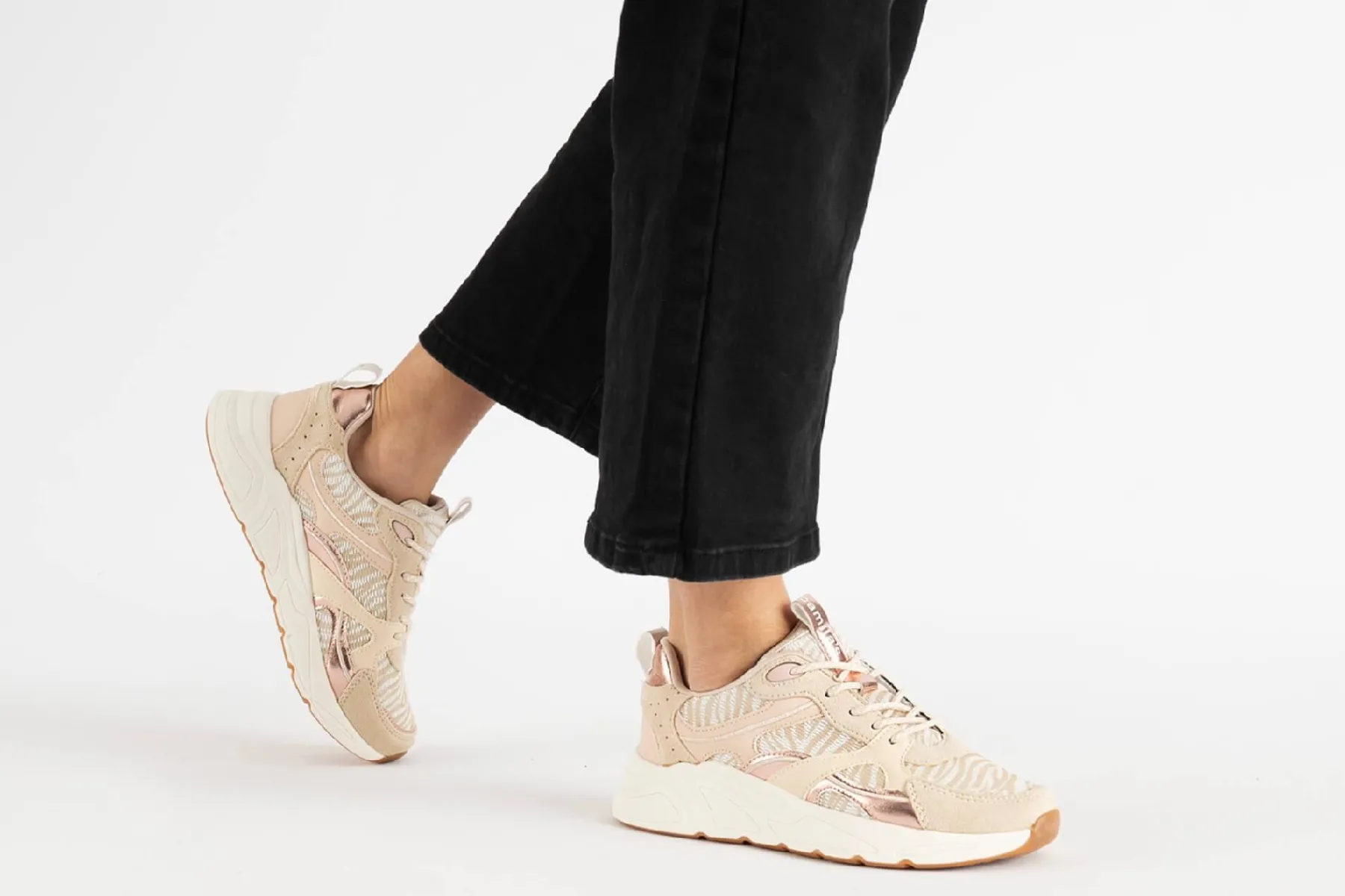 Zapatillas VELVETTA | Camila's Outlet