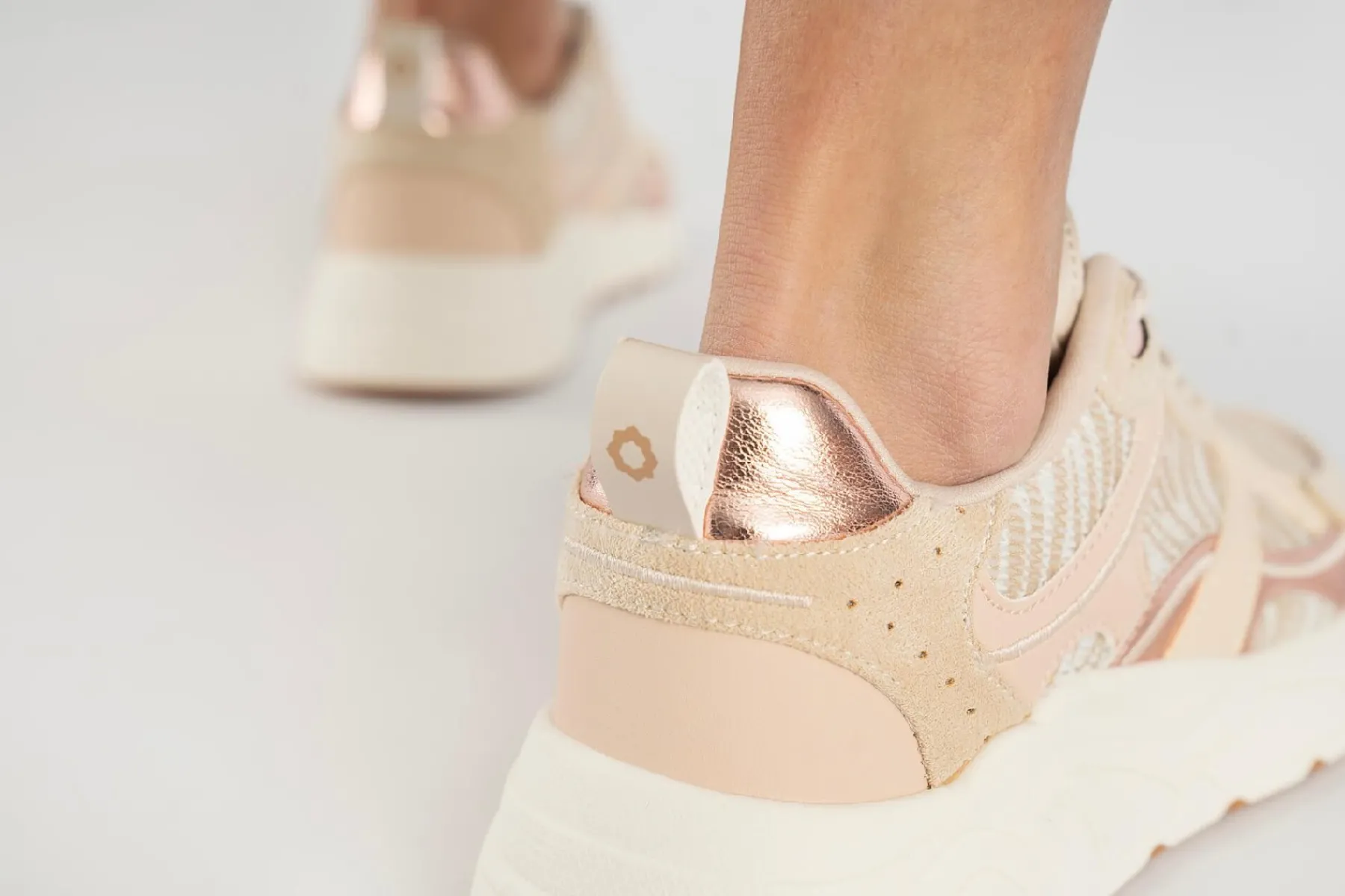 Zapatillas VELVETTA | Camila's Outlet