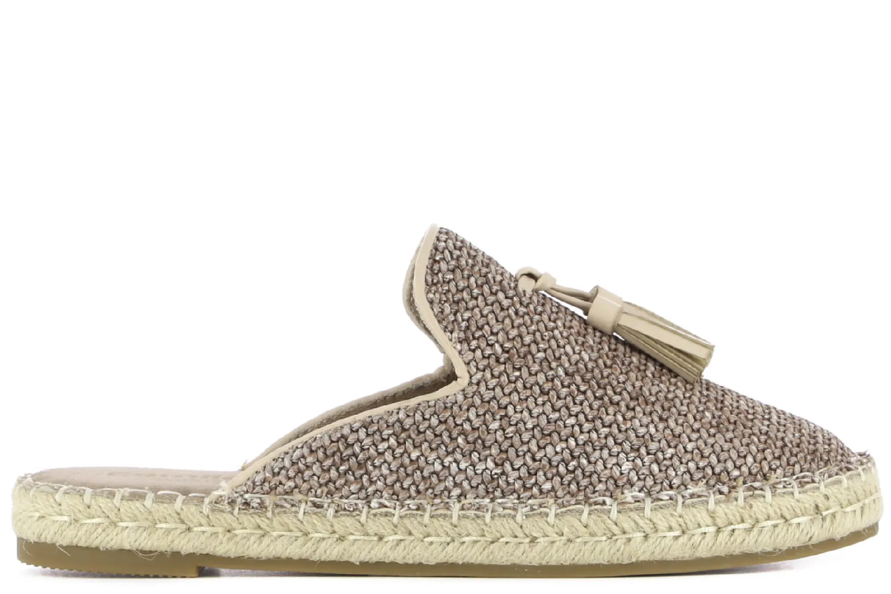 Zuecos planos ARIS | Camila's Fashion