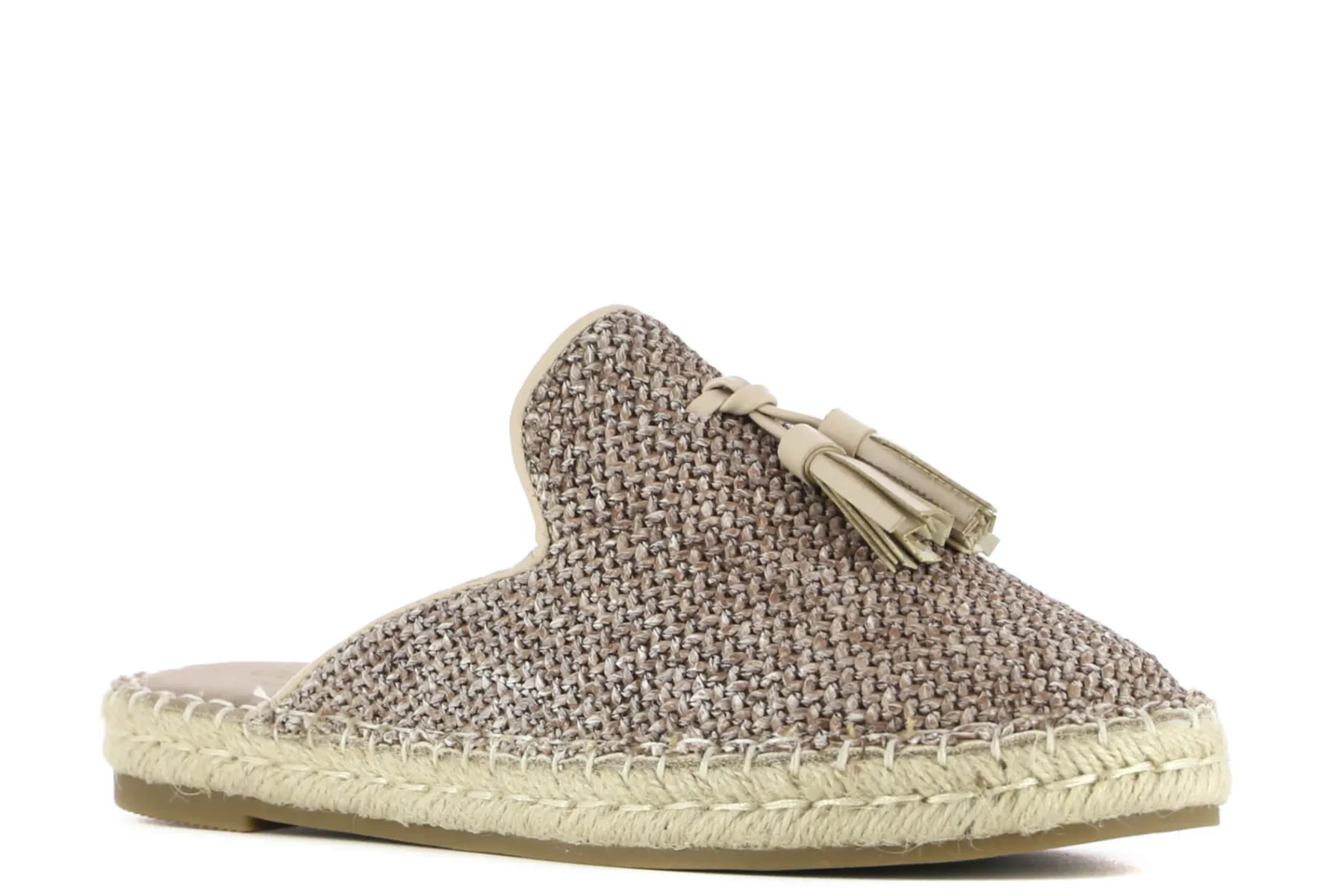 Zuecos planos ARIS | Camila's Fashion